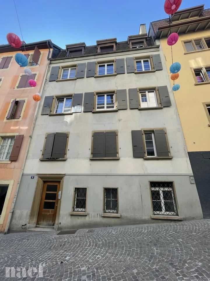 Appartement de 2 pièces en cours de rénovation en plein centre-ville