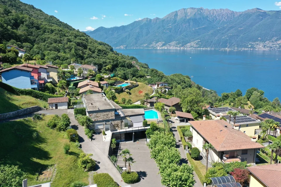 Attika mit 40m² Terrasse und 2.Sitzplatz - Attico con 40mq di terrazza