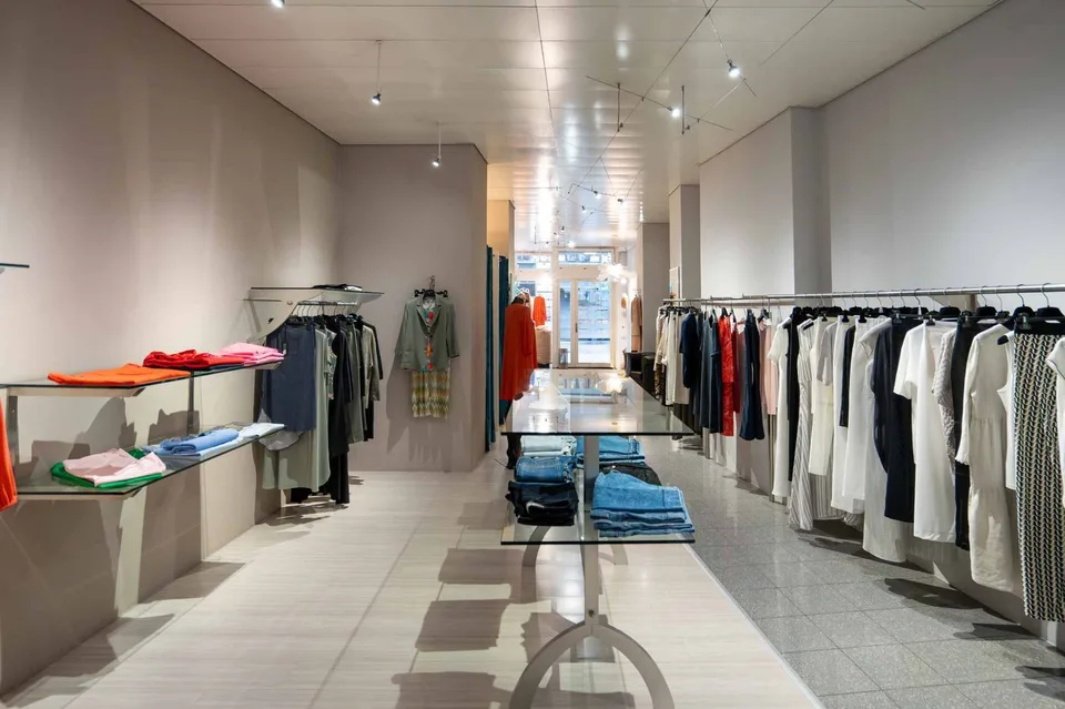 Votre enseigne dans la 1ère rue  de Lausanne avec grande visibilité