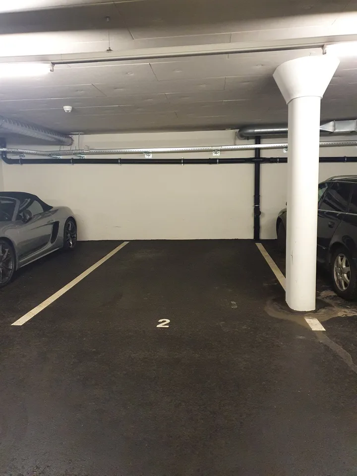 Einstellhallenplatz zu Vermieten!
