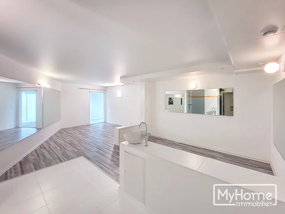 Superbe surface commerciale de 346m2