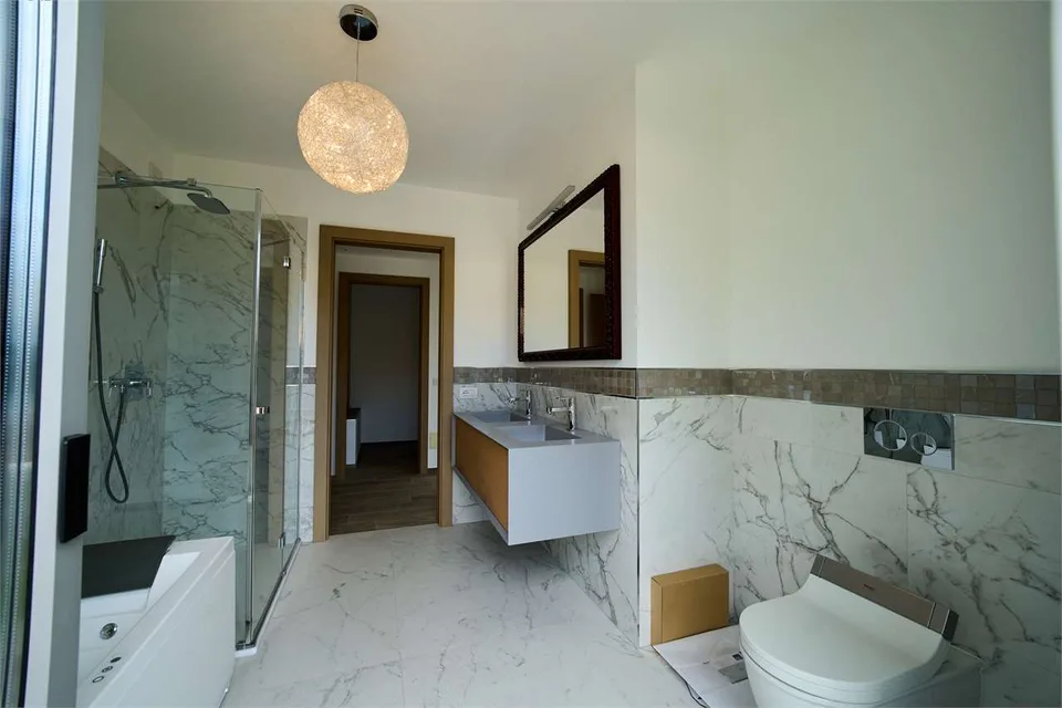 Villa with private garden and lake view - Porlezza – photo 10 of 13