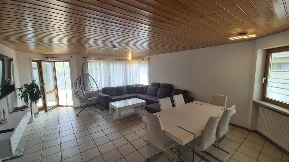 Erzingen - schöne 4 Zimmerwohnung zentral gelegen