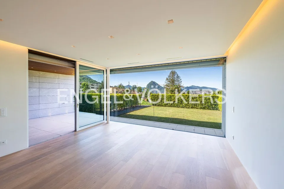 Modern apartment with garden in residential area