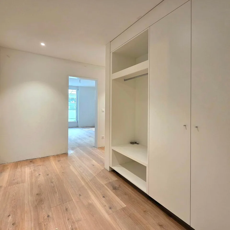 Erstvermietung: exklusive 4,5-Zimmer-Wohnung im Eigentumsstandard mit grosszügigem Grundriss