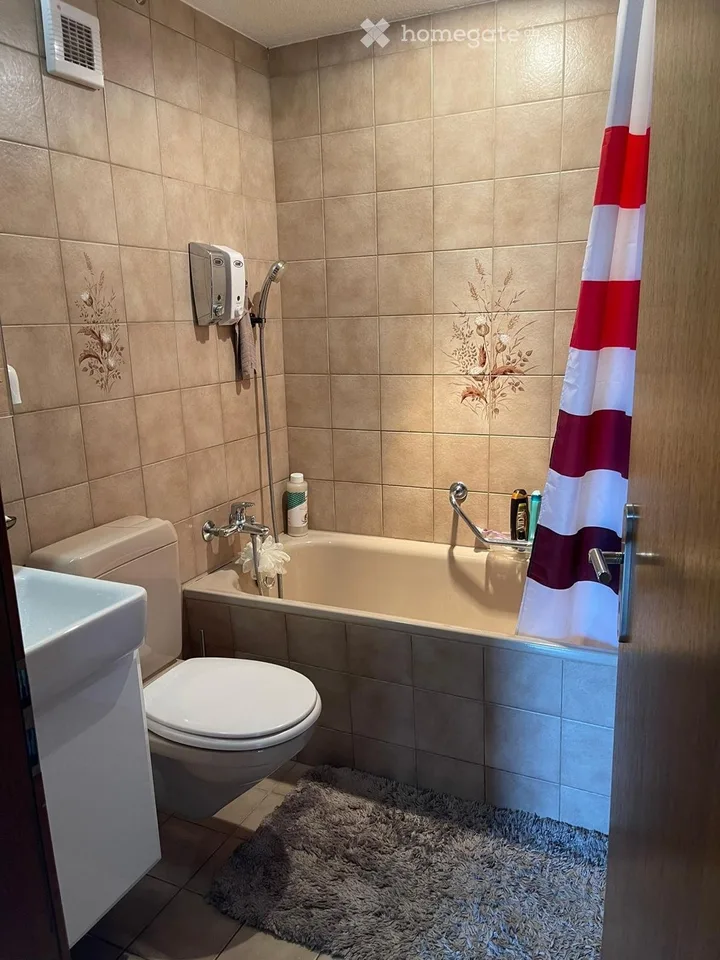 familienfreundliche 4.5 Zimmer Wohnung im gemütlichen Saland