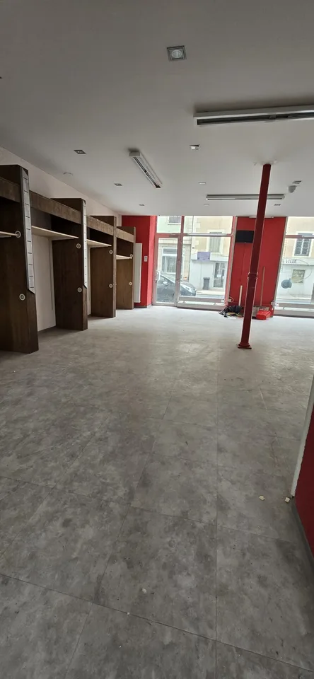 Zu vermieten - Gewerbefläche im Zentrum von Le Locle