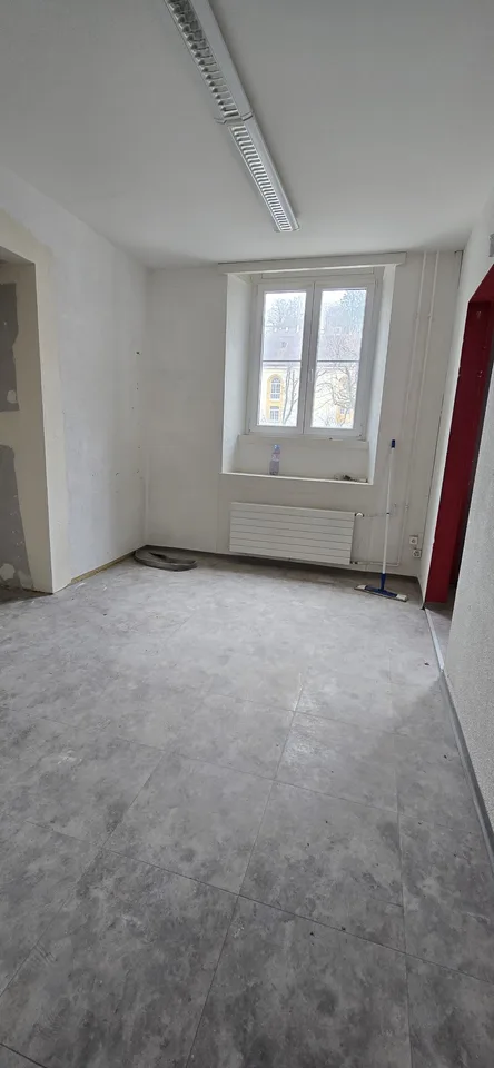 Zu vermieten - Gewerberaum im Zentrum von Le Locle – Foto 13 von 15