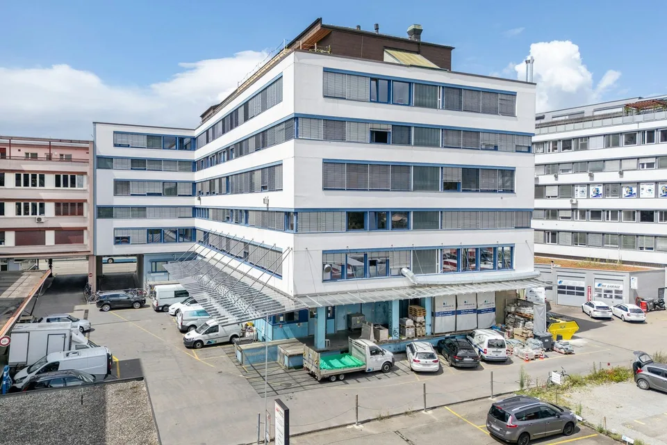 Espace commercial/bureaux spacieux au 1er étage à Zürich-Altstetten – photo 13 sur 13