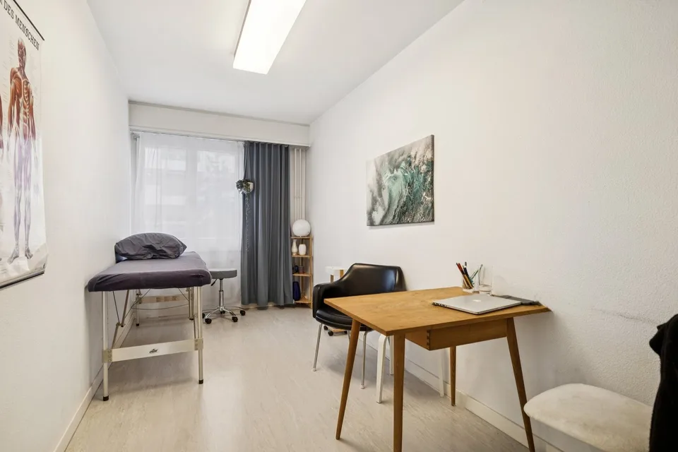 Studio, terapia o ufficio nel quartiere alla moda di Gundeldingen, Basilea 187 m² – foto 11 di 11