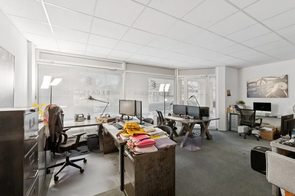Da non perdere! Splendida superficie di ufficio luminosa in un edificio misto – foto 8 di 10