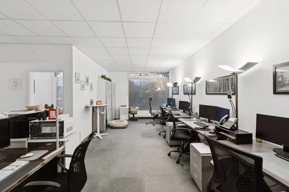 Da non perdere! Splendida superficie di ufficio luminosa in un edificio misto – foto 10 di 10