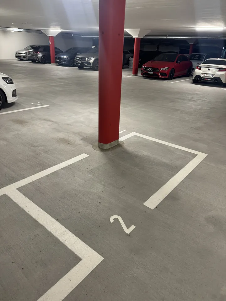 Motorradplatz zu vermieten