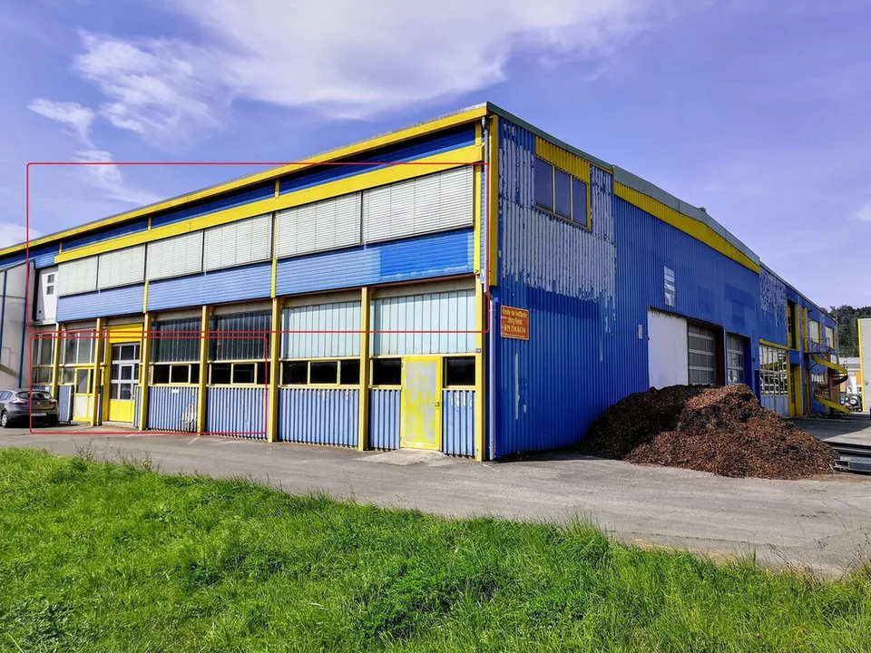 Porrentruy, surface commerciale de 330 m2 à louer
