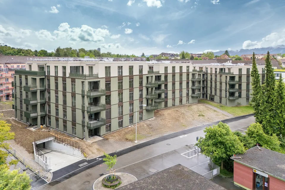 Einstellplätze und Motorradplätze in Zürich 8057 zu vermieten