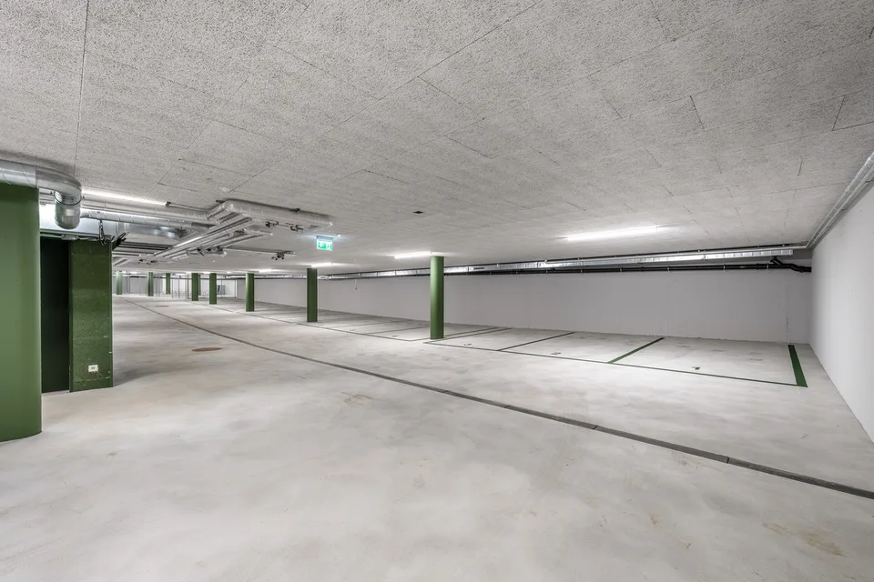 Parking spaces and motorcycle spaces for rent in Zurich 8057
