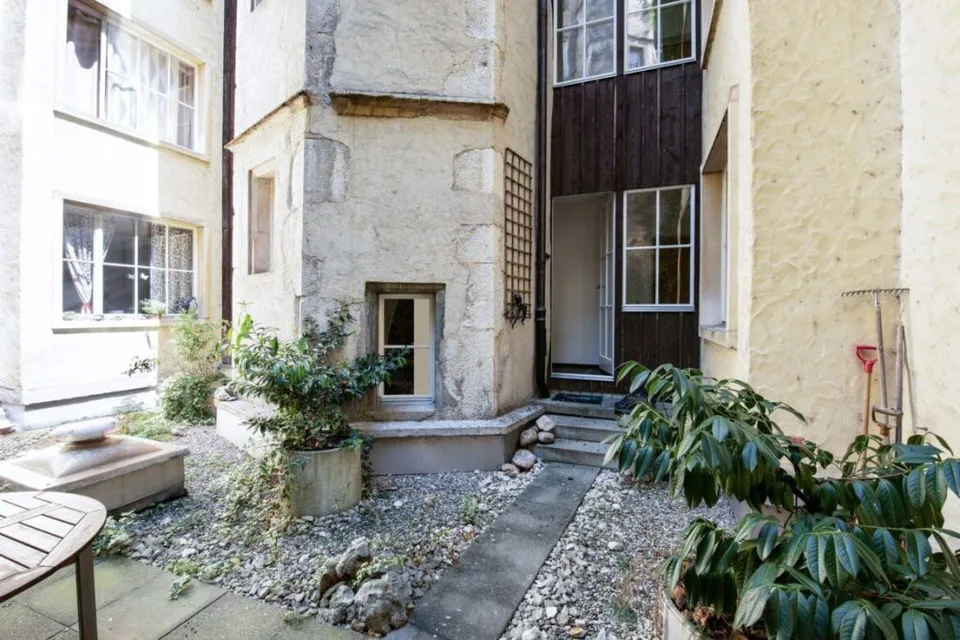 Ladenlokal à 46 m2 mit Schaufenster zu vermieten