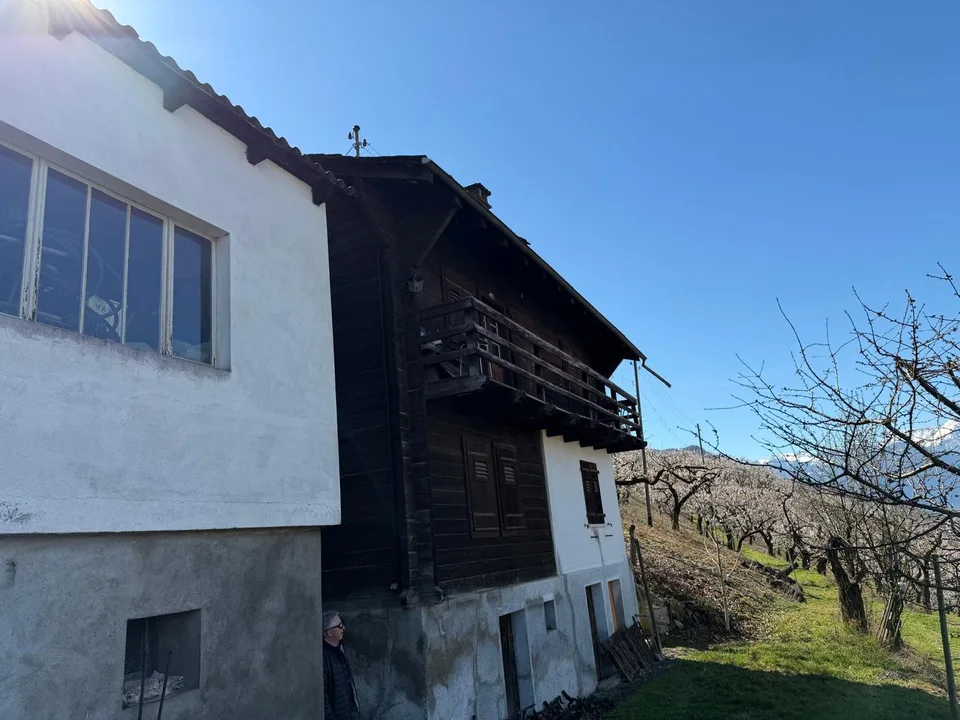 Chalet zur Renovierung in Saxon zum Verkauf