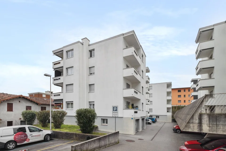 luminoso 4.5 locali nel cuore di Viganello