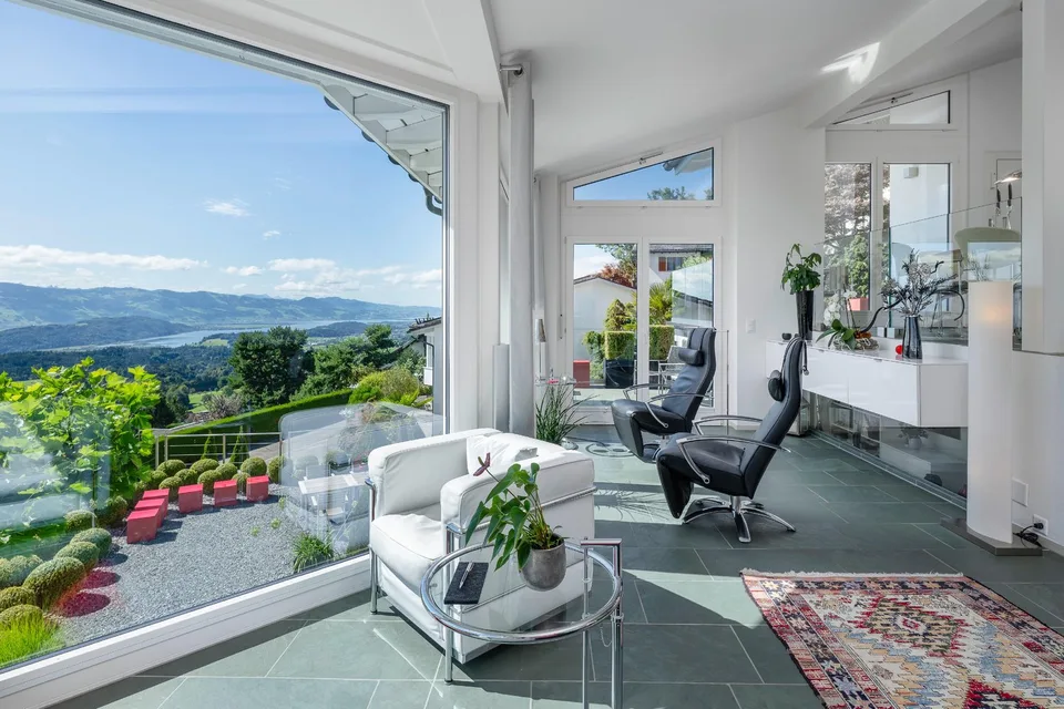 Exklusives Wohnen mit Panoramasicht – Foto 8 von 10