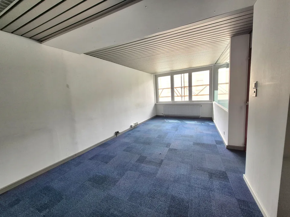 Mittel-Stadt / Büro zur Miete