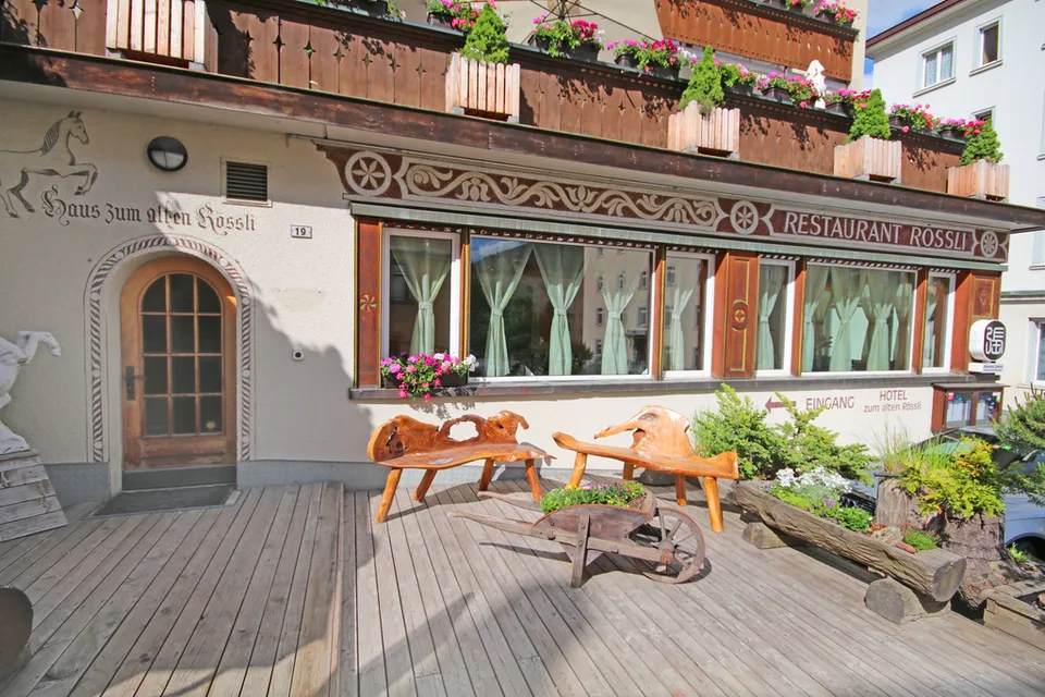 Spazio per ufficio, studio o terapia vicino alla stazione di Davos Dorf