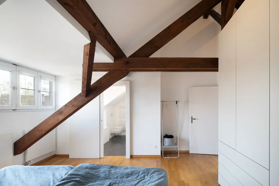 Appartamento mansardato ristrutturato con charme nella casa Baumgartner – foto 14 di 17