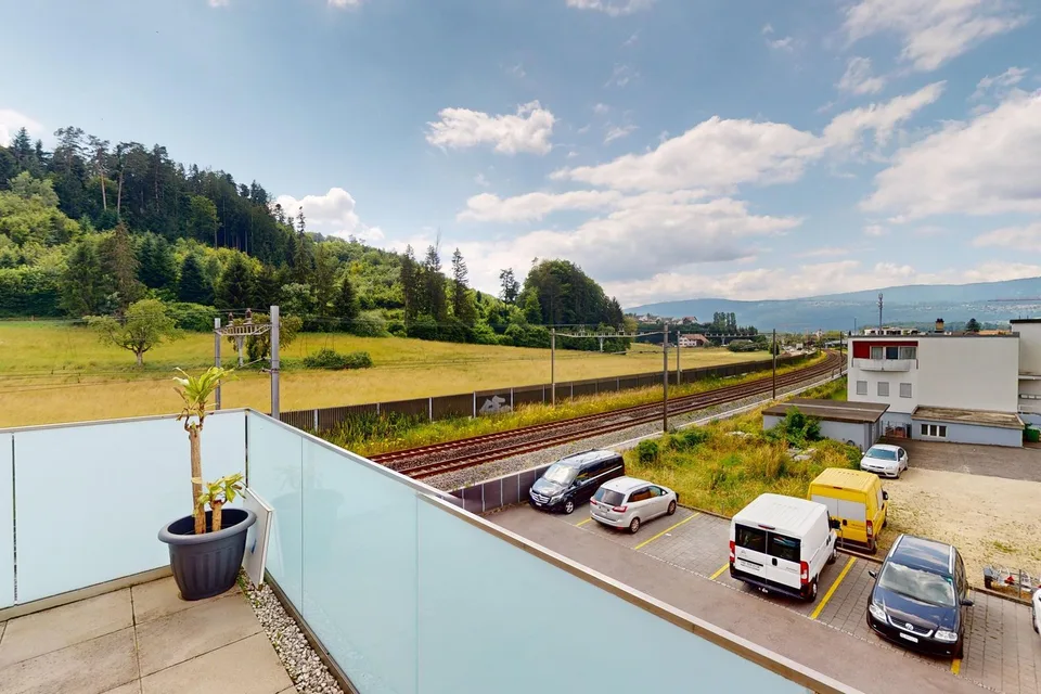 Appartamento da sogno illuminato a Studen
