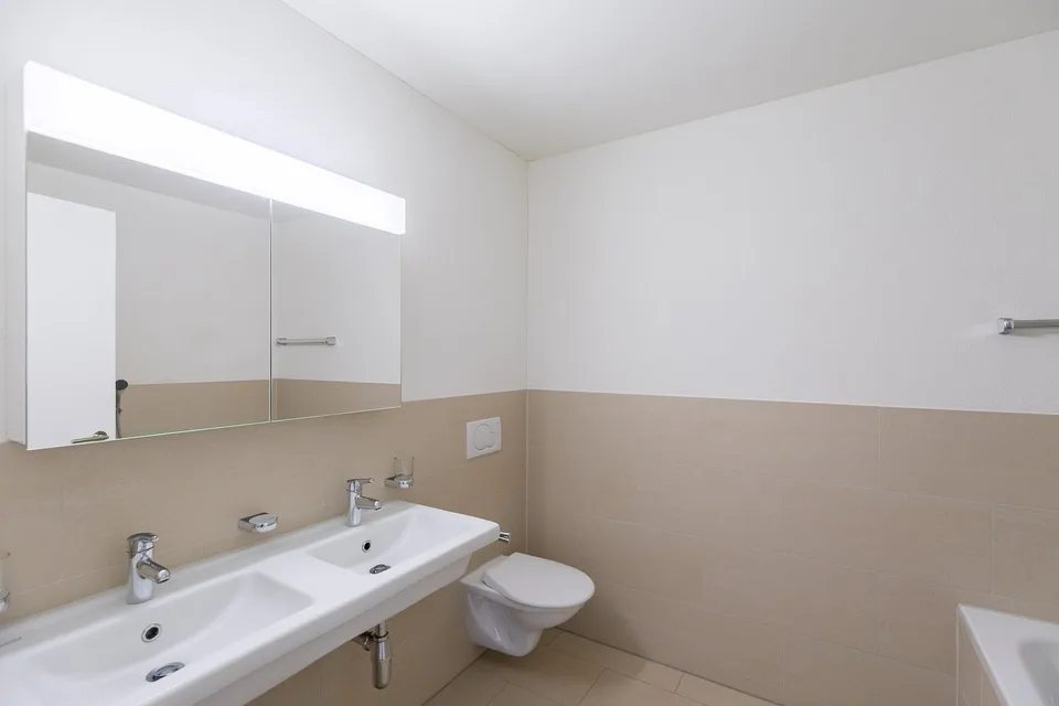 Appartement moderne et lumineux de 3,5 pièces avec espace de jardin