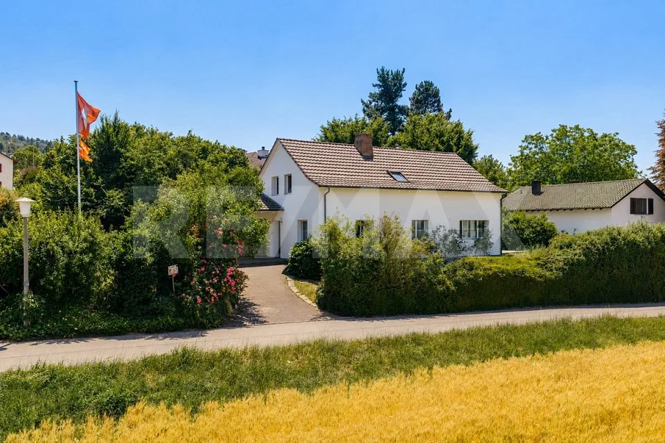 Wohnen mit Weitsicht  Freistehendes Einfamilienhaus an privilegierter Lage in Urdorf
