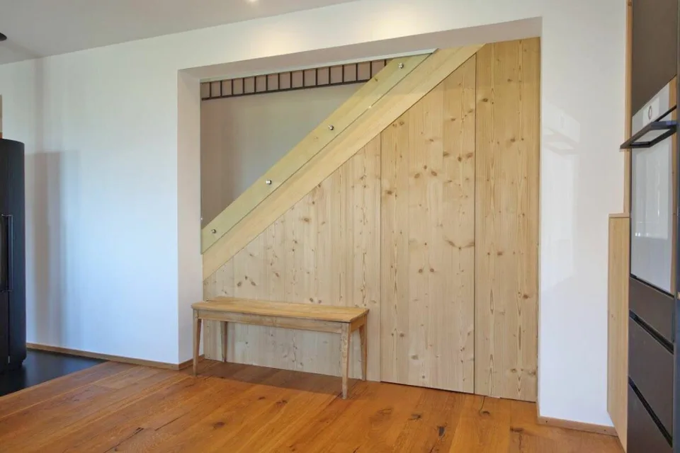 4.5-Zimmer-Ferienwohnung Nr. 1 in einem historischen Zweifamilienhaus in Luven