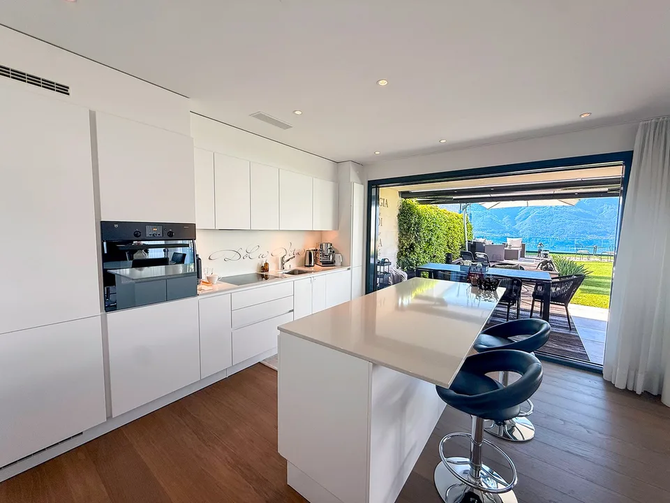 Appartamento 3.5 locali con giardino e vista panoramica sul lago – photo 12 sur 29