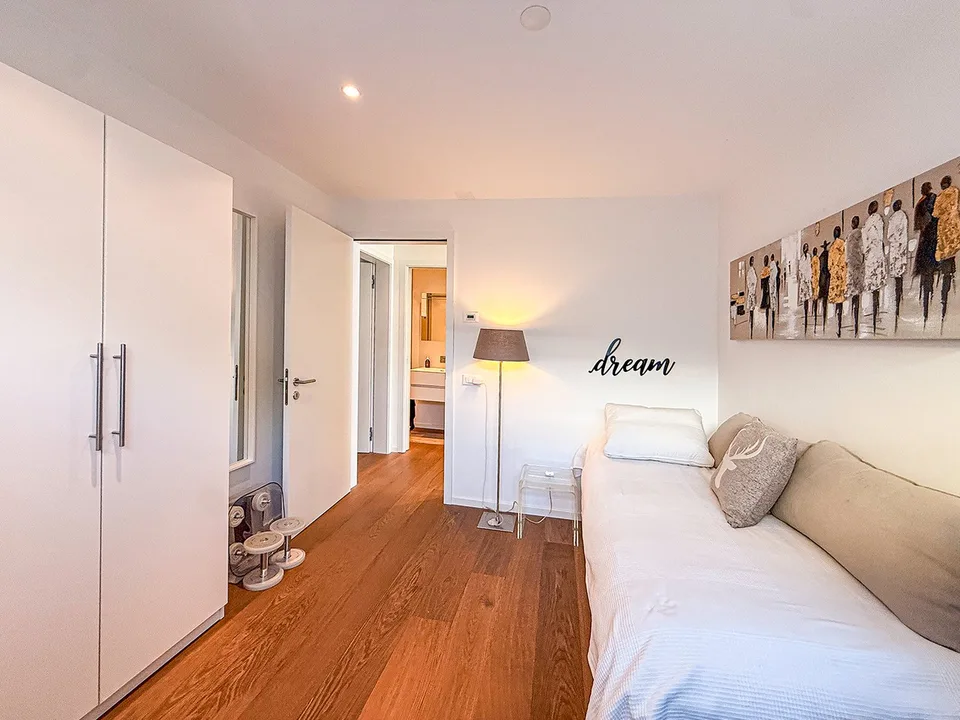 Appartamento 3.5 locali con giardino e vista panoramica sul lago – photo 23 sur 29