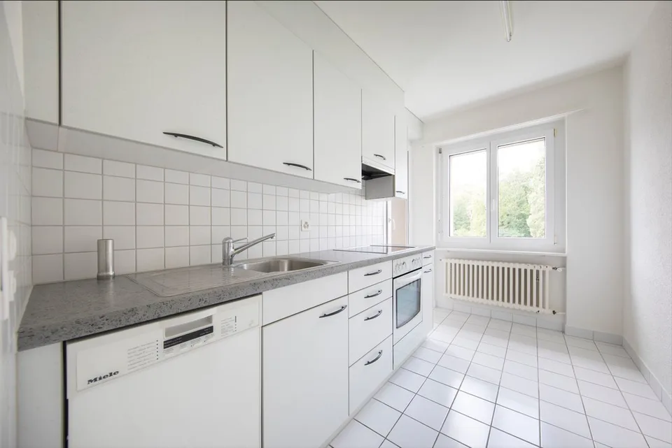 Appartement lumineux de 3,5 pièces dans le quartier résidentiel d'Aarepark
