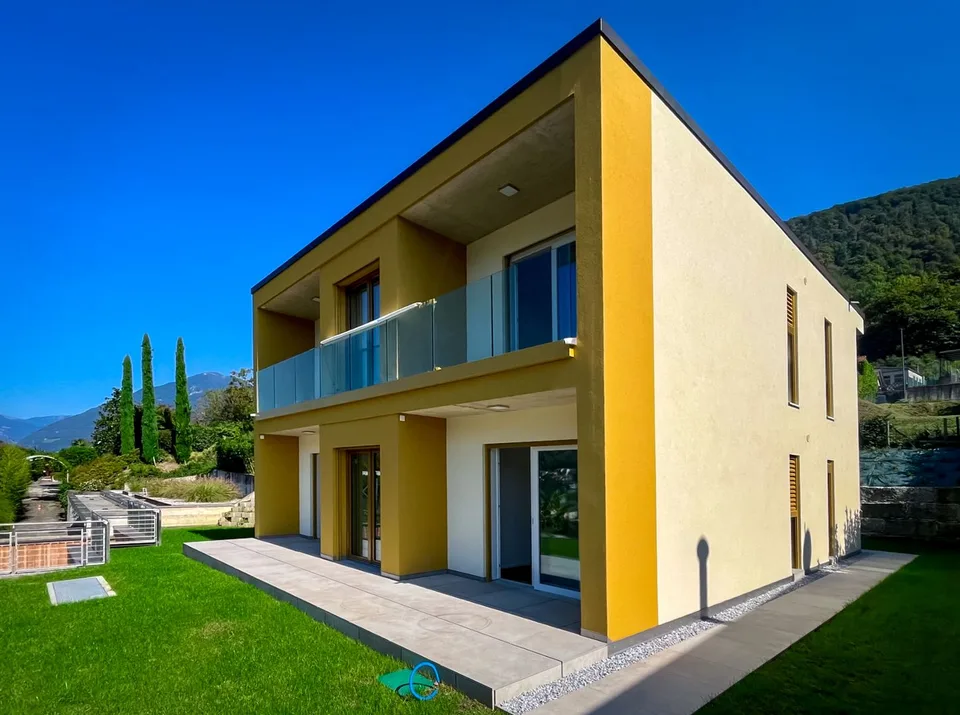 Brusino Arsizio – Il fascino della vita sul lago tra natura, pace e comfort moderno