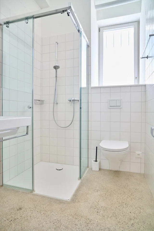 Modernes 5.5-Zimmer-Einfamilienhaus mit Lift bis ins 3. Obergeschoss – Foto 13 von 13