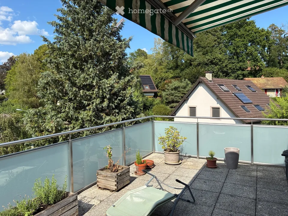 Schönes Apartment in Chailly zur Renovierung
