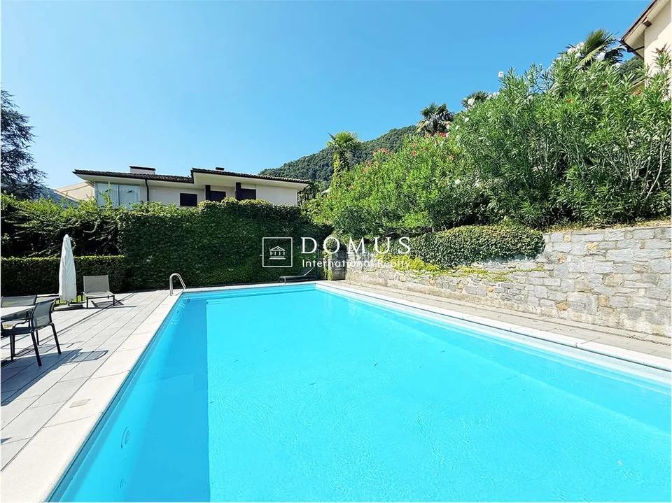 2.5 rooms with lake view, pool and boat mooring – photo 8 of 10