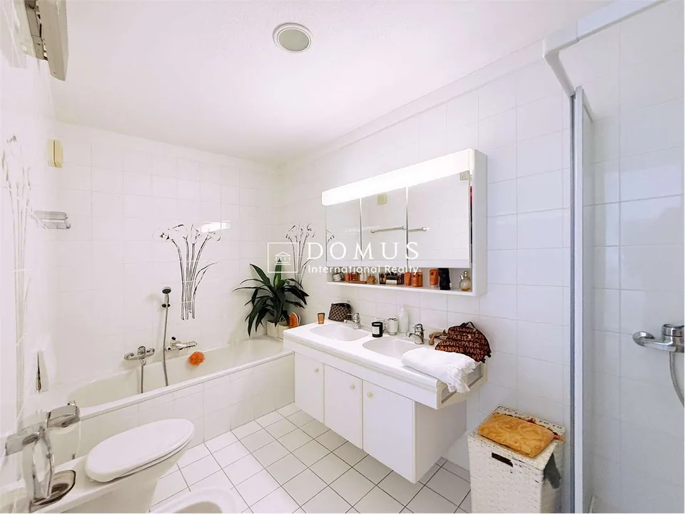 2.5 rooms with lake view, pool and boat mooring – photo 7 of 10