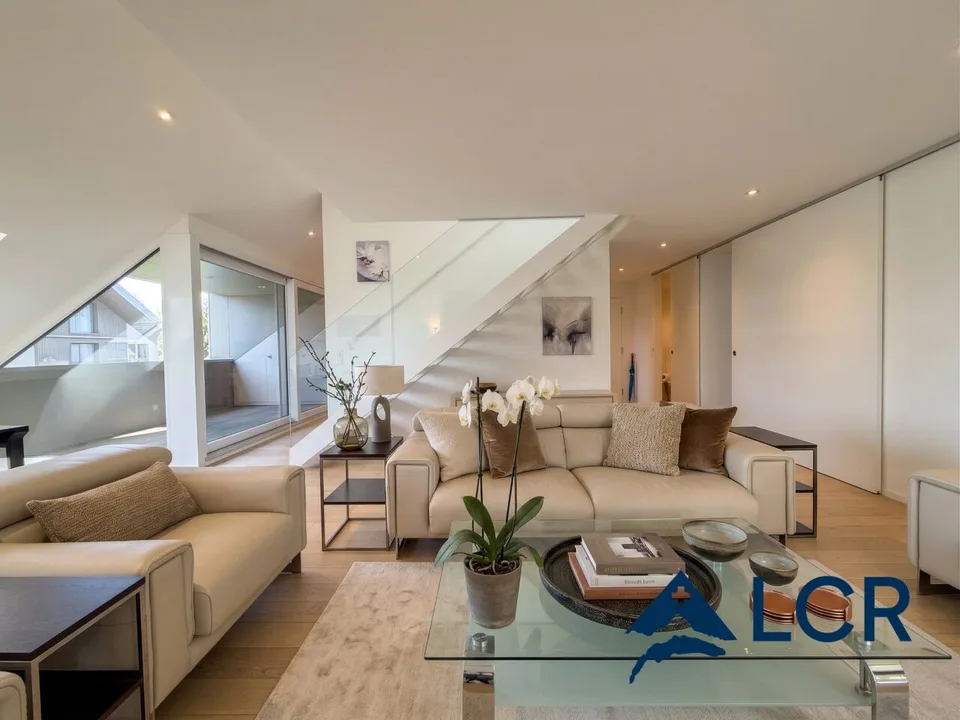 Splendide 4,5 pièces duplex en attique - Vue lac - 5 minutes de Morges