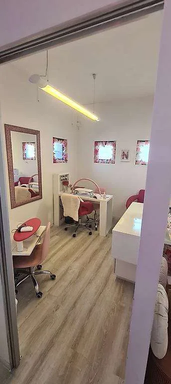 Studio en sous-location - idéal pour les activités esthétiques et de bien-être
