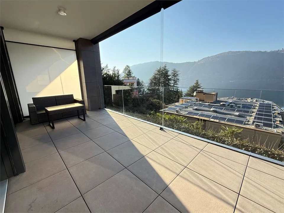 Vista lago, nuovo appartamento 2,5 con terrazzo