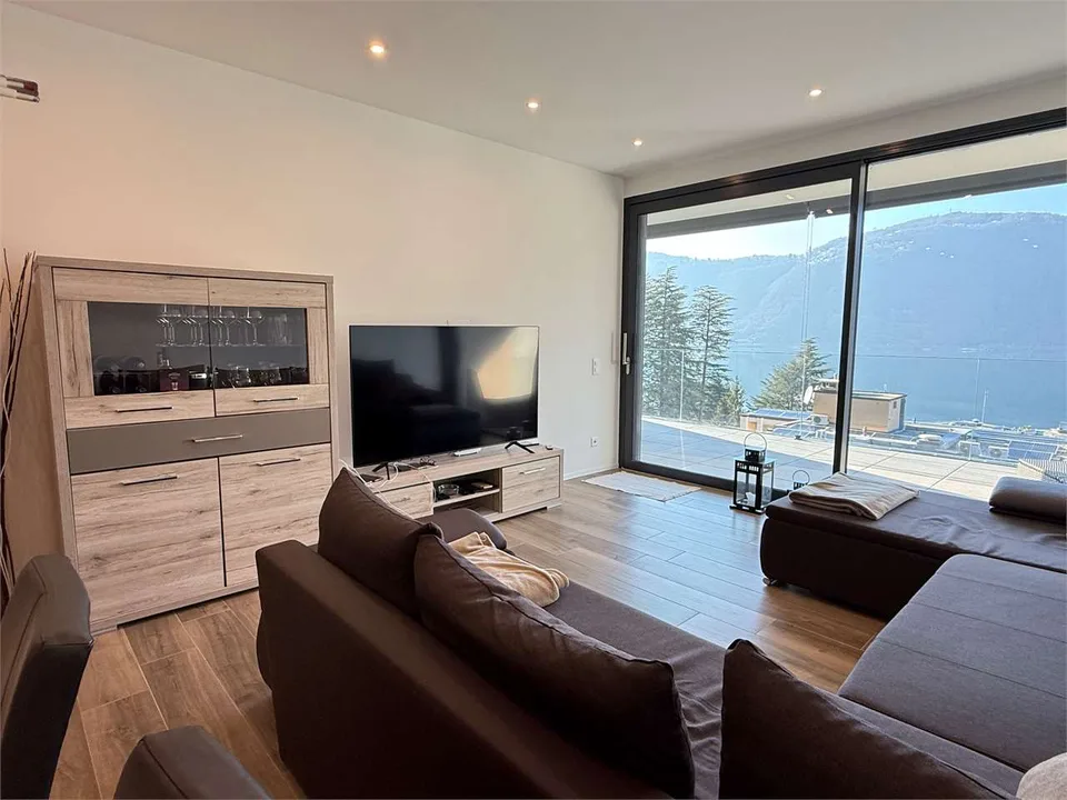 Vista lago, nuovo appartamento 2,5 con terrazzo