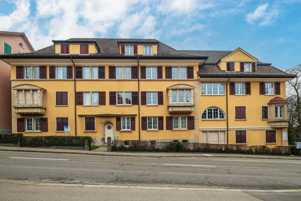 Charmante 4-Zimmer-Wohnung in der Nähe vom Bahnhof Schaffhausen!