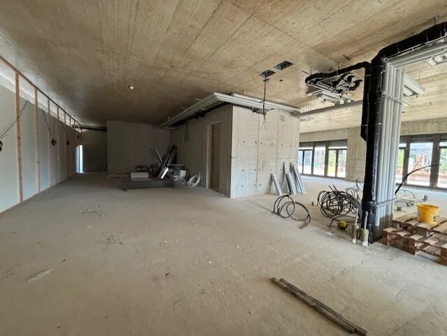 Delémont, commercial space to be designed 335 m2 in the city center