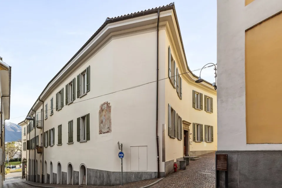 Centrale e moderno