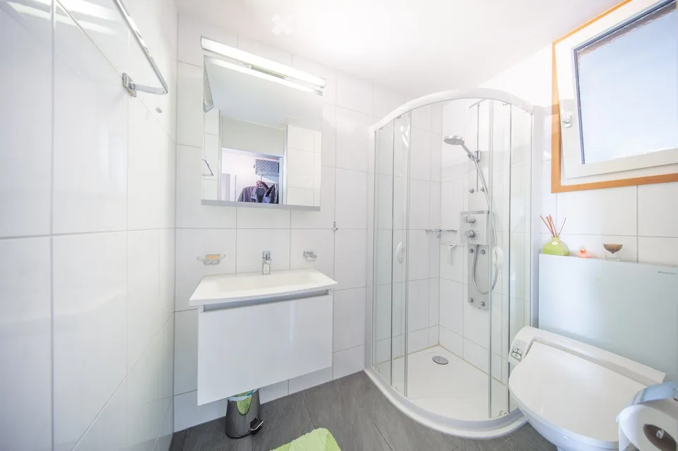 Sonnige 4½-Zimmer-Maisonettewohnung mit See- und Bergsicht in Gersau