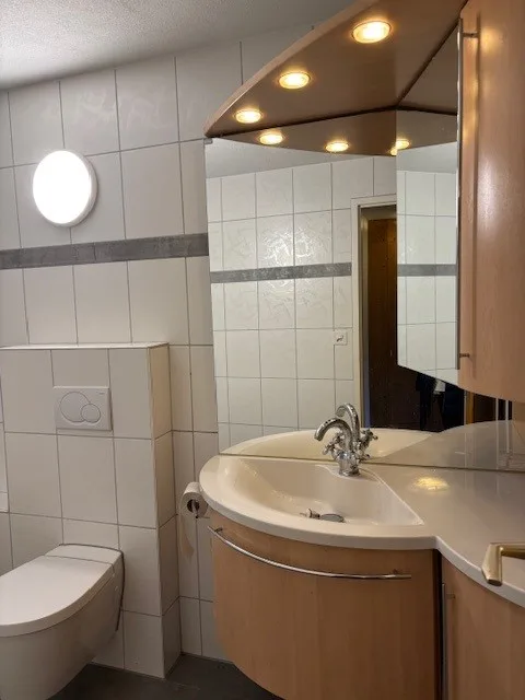 Gepflegtes 5½-Zimmer-Einfamilienhaus an ruhiger und sonniger Lage – photo 18 sur 25