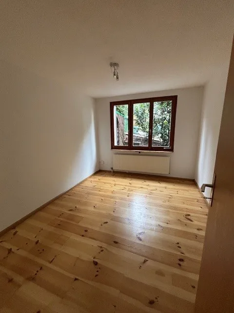 Gepflegtes 5½-Zimmer-Einfamilienhaus an ruhiger und sonniger Lage – photo 16 sur 25
