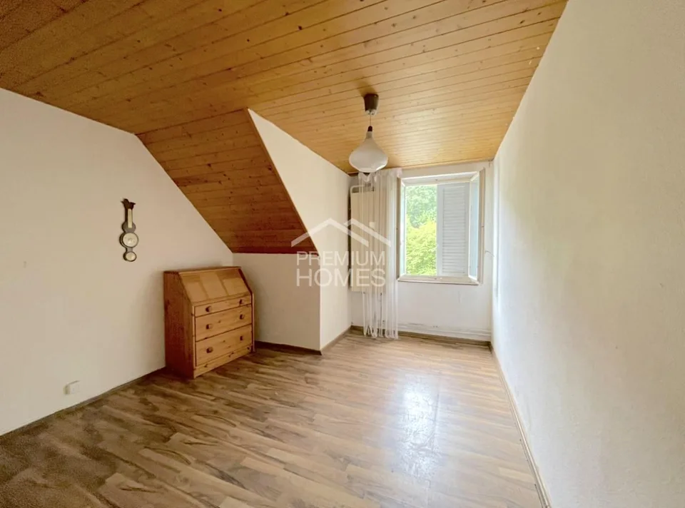 Attraktive Gewerbefläche mit hoher Sichtbarkeit